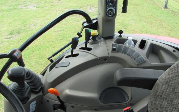 2017 Case IH Farmall 120C full