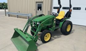 2013 John Deere 2032R