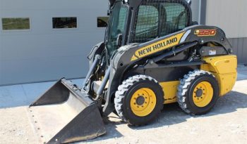 2011 New Holland L220 full