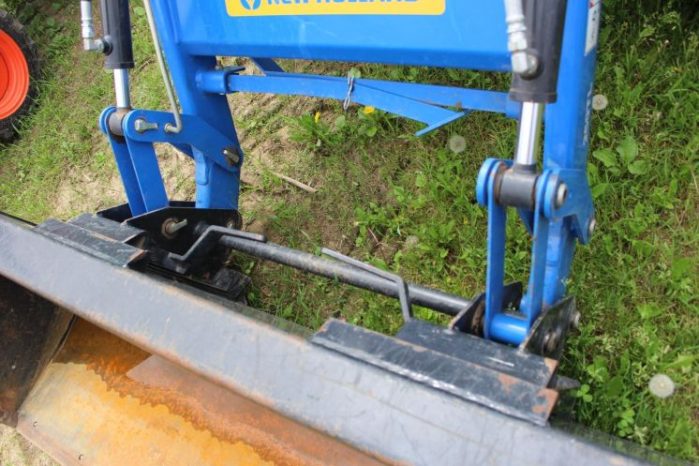 2011 New Holland Boomer 50 full