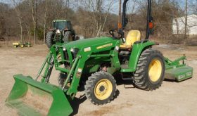 2016 John Deere 3032E