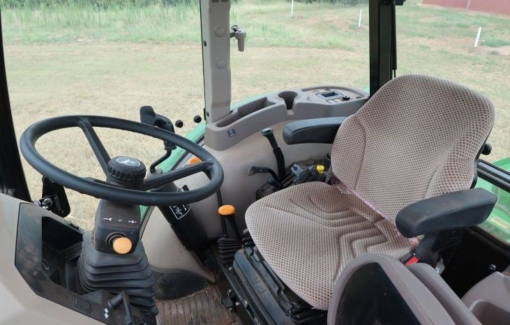 2017 John Deere 5075E full