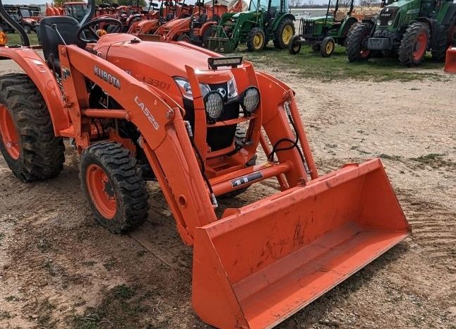 2019 Kubota L3301D full