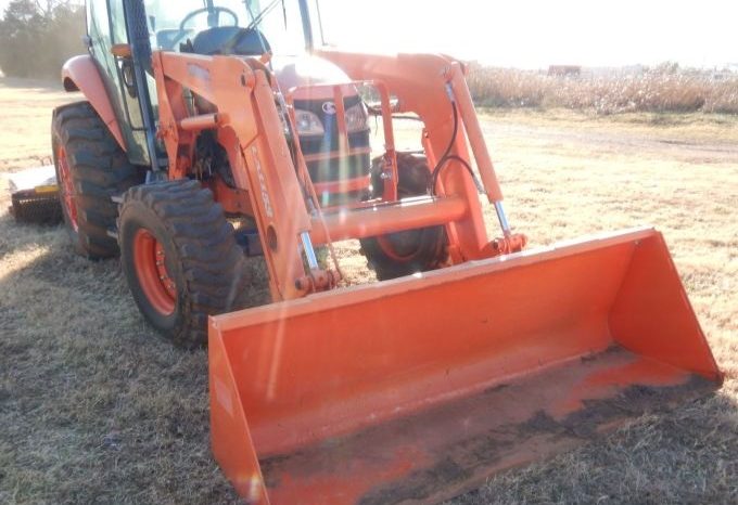 2013 Kubota M7040D full