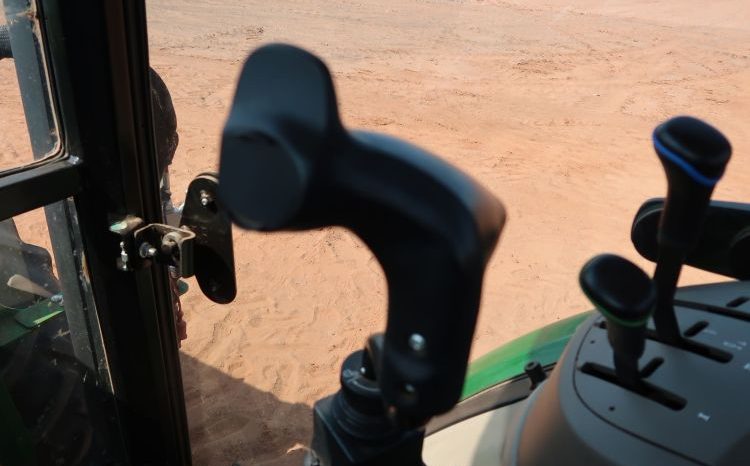 2018 John Deere 5100E full