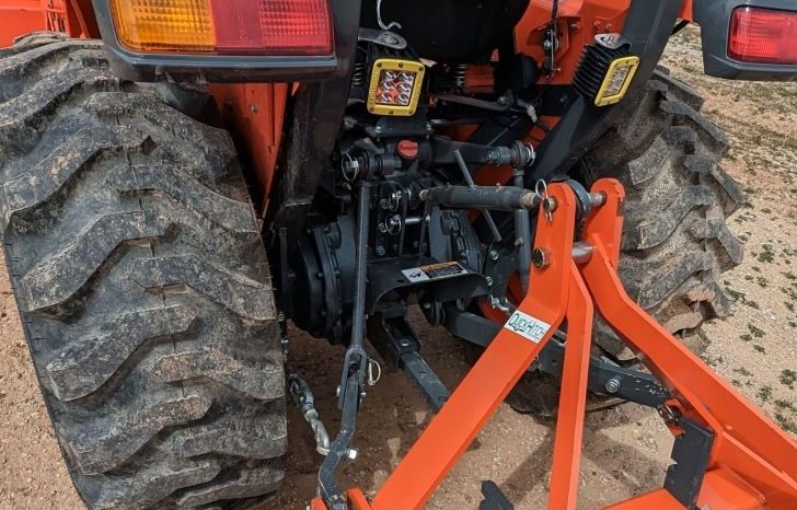 2019 Kubota L3301D full