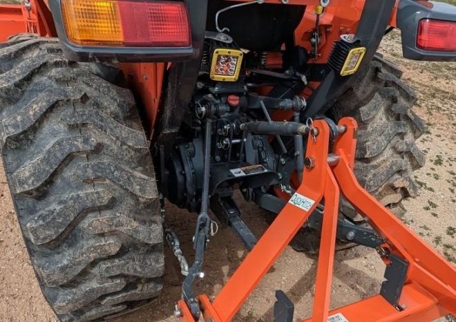 2019 Kubota L3301D full