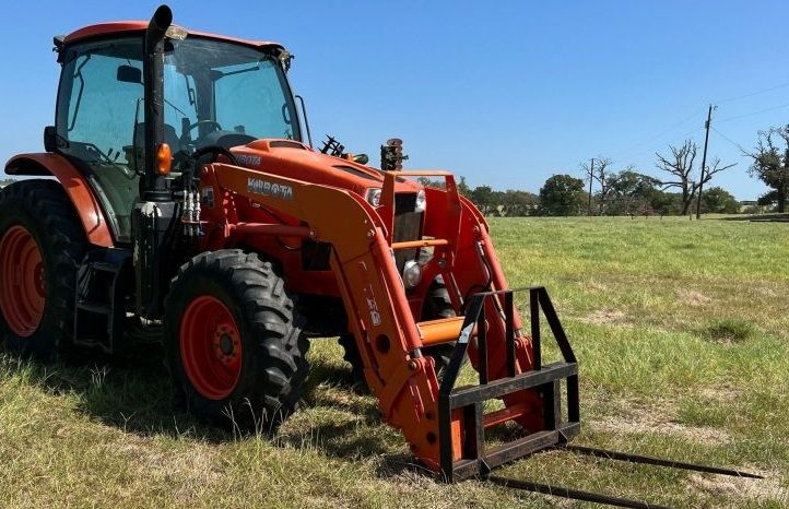 2017 Kubota M6-111 full