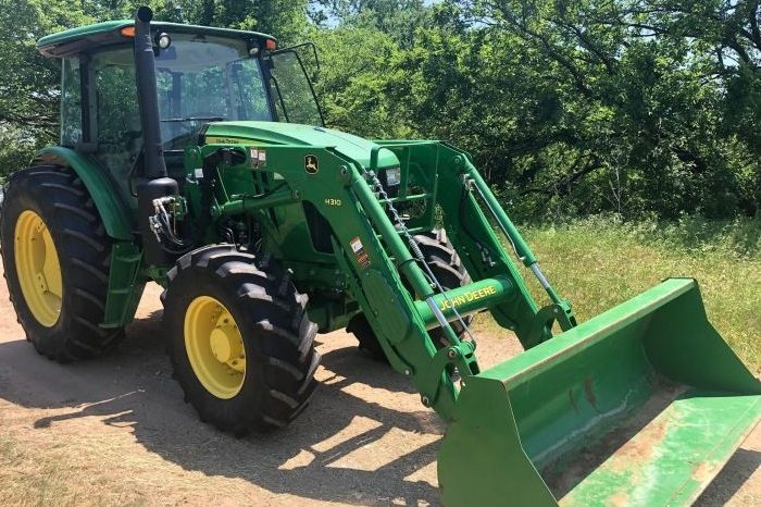 2018 John Deere 6105E full