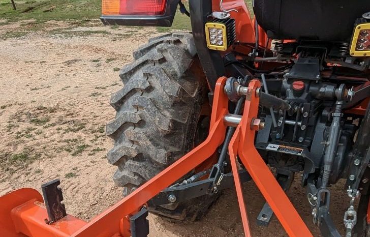 2019 Kubota L3301D full