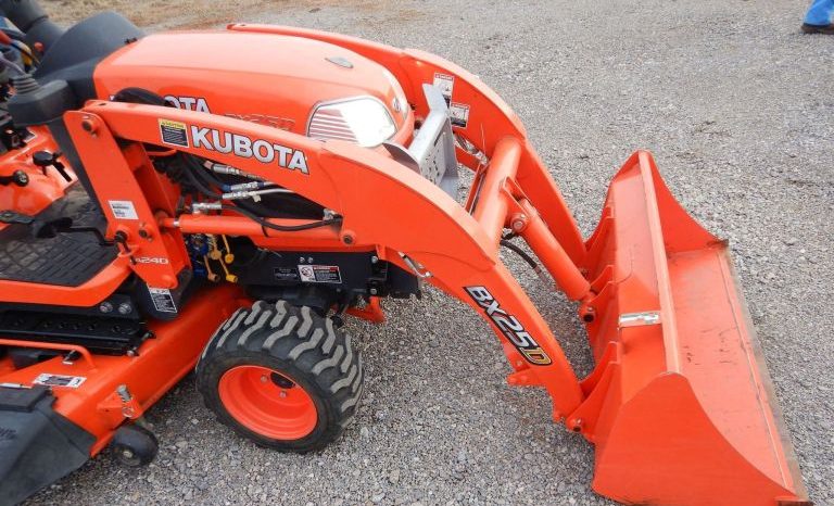 2016 Kubota BX25DLB full