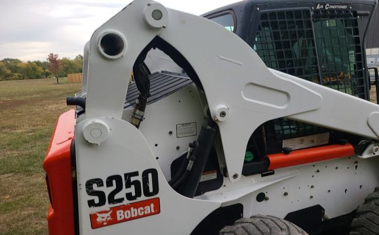 2006 Bobcat S250 full