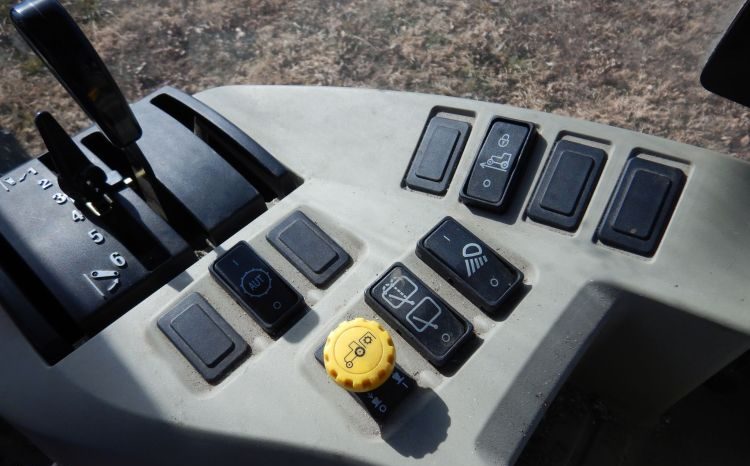 2012 John Deere 4720 full