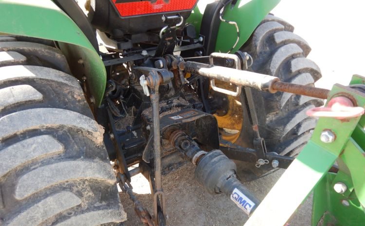 2016 John Deere 3032E full
