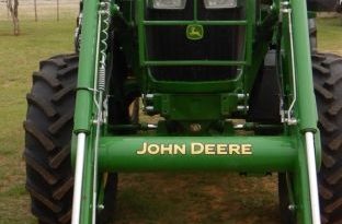 2018 John Deere 6105E full