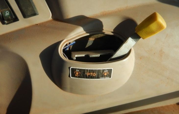 2013 Kubota M7040D full