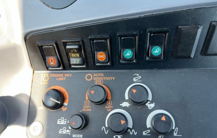 2017 Kubota M6-111 full