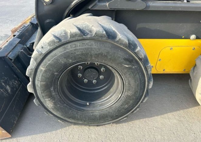 2021 New Holland L328 full