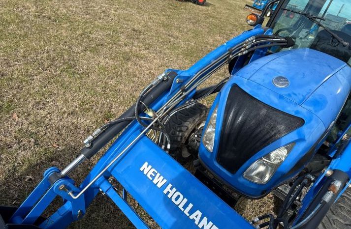 2016 New Holland Boomer 37 full