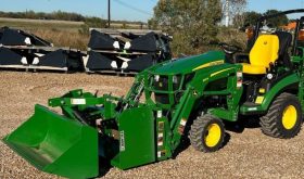 2020 John Deere 1025R MFWD
