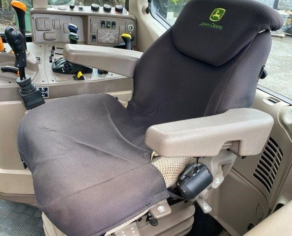 2017 John Deere 6125M 4WD full