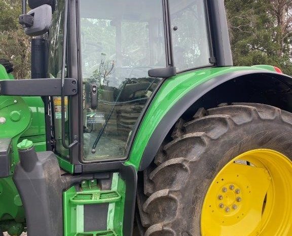 2017 John Deere 6125M 4WD full