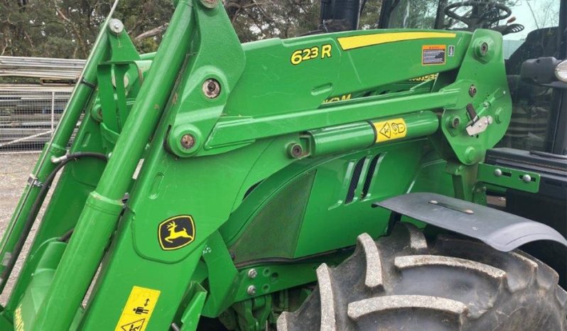 2017 John Deere 6125M 4WD full