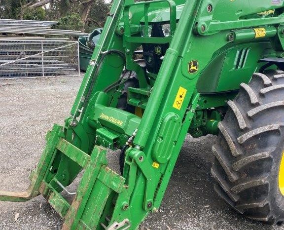 2017 John Deere 6125M 4WD full